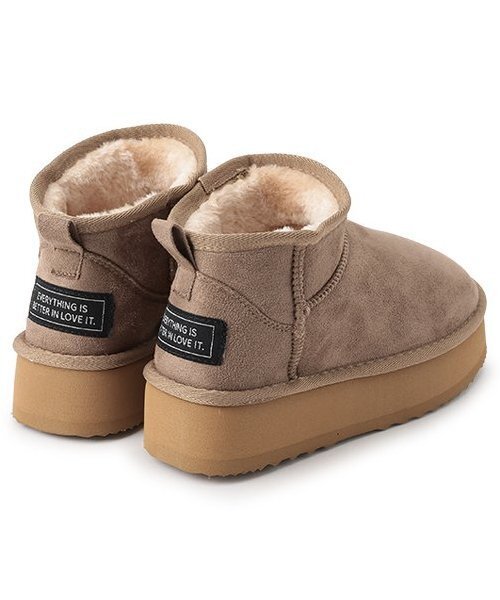 by LOVEiT（バイラビット）の「ムートンブーツ（スニーカー・キッズ・グレイッシュベージュ/ブラック・24cm/23cm/22cm/21cm）」の4枚目の写真