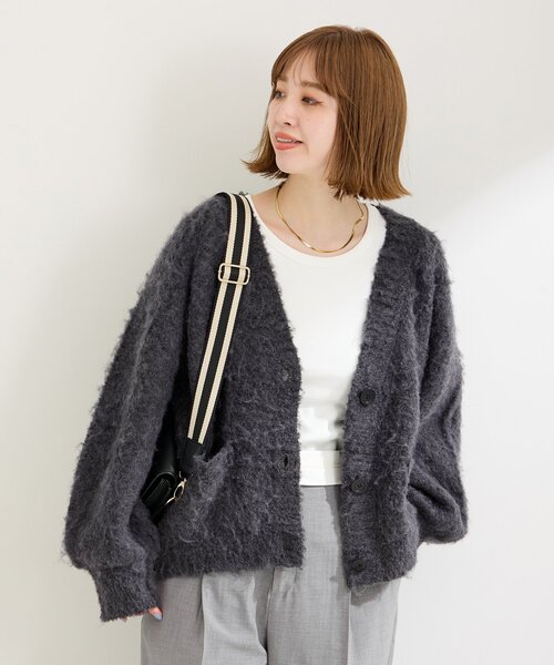 B.C STOCK(ベーセーストック)の「《追加》Vネック起毛シャギーカーディガン(カーディガン/ボレロ・レディース・チャコールグレー/ブルー/ホワイト/ピンク・FREE)」の14枚目の写真