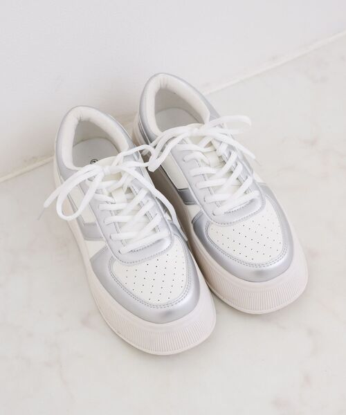 ems excite(エムズエキサイト)の「厚底スニーカー(スニーカー・レディース・シルバー/ブラック/オフホワイト・LARGE/MEDIUM)」の18枚目の写真