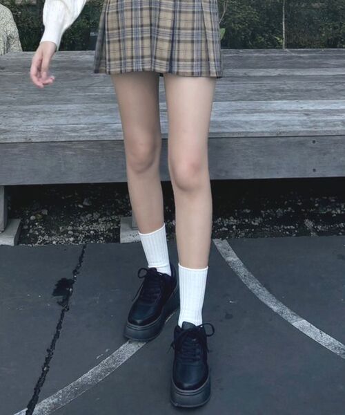 ems excite(エムズエキサイト)の「厚底スニーカー(スニーカー・レディース・シルバー/ブラック/オフホワイト・LARGE/MEDIUM)」の10枚目の写真