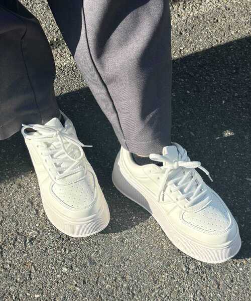 ems excite(エムズエキサイト)の「厚底スニーカー(スニーカー・レディース・シルバー/ブラック/オフホワイト・LARGE/MEDIUM)」の11枚目の写真
