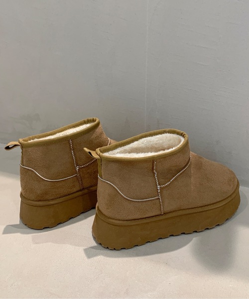 Teem Store（チームストア）の「ショートムートン風ボアブーツ（ブーツ・レディース・ブラウン/ブラック・36/38/40）」の15枚目の写真