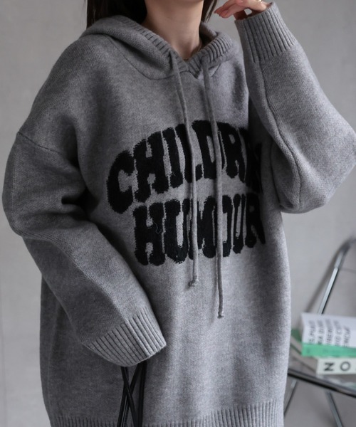 CREARE -LINO-（クレアーレリノ）の「フロントロゴニットフーディー/パーカー（パーカー・レディース・グレー/レッド/アイボリー/ブラック・FREE）」の3枚目の写真