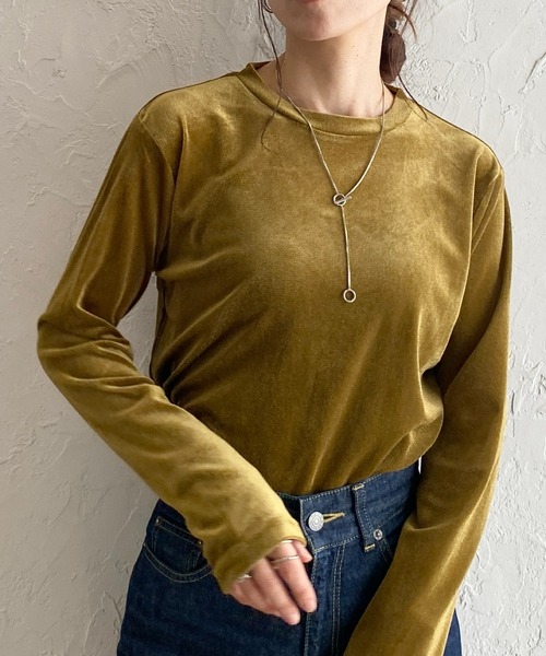 She's Closet(シーズクローゼット)の「長袖クルーネックロンT/シアーフロッキーベロアカットソートップス(Tシャツ/カットソー・レディース・ネイビー/ブラック/オリーブ/グレー/ブラウン・FREE)」の5枚目の写真