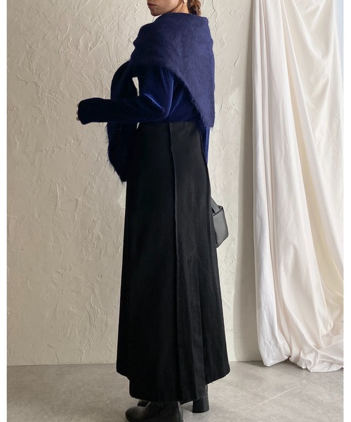 She's Closet(シーズクローゼット)の「長袖クルーネックロンT/シアーフロッキーベロアカットソートップス(Tシャツ/カットソー・レディース・ネイビー/ブラック/オリーブ/グレー/ブラウン・FREE)」の6枚目の写真