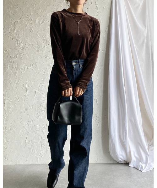 She's Closet(シーズクローゼット)の「長袖クルーネックロンT/シアーフロッキーベロアカットソートップス(Tシャツ/カットソー・レディース・ネイビー/ブラック/オリーブ/グレー/ブラウン・FREE)」の7枚目の写真