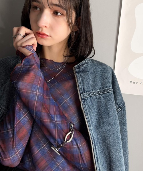 classicalelf(クラシカルエルフ)の「大人レトロでスタイリッシュ。オンブレチェックシアーボートネックメロウトップス(長袖)(Tシャツ/カットソー・レディース・ブルー/グレー/レッド・LARGE/MEDIUM/SMALL/X-LARGE)」の3枚目の写真