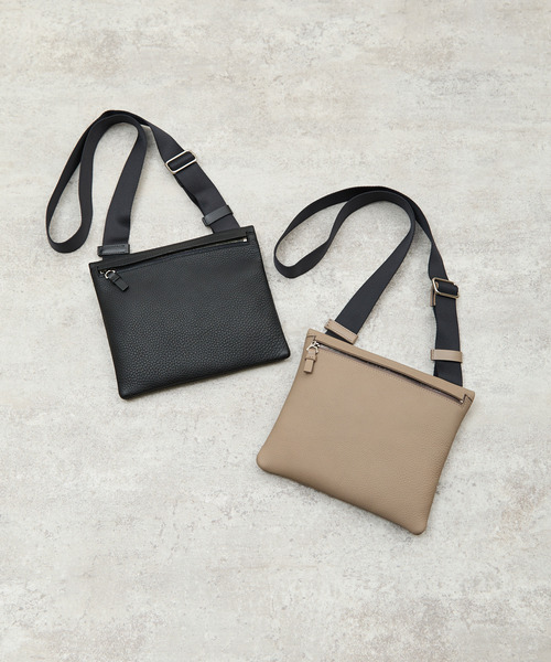 And A(アンドエー)の「ITTI イッチ / CELLIE SACOCHE - PM DIPLO SKY セリィサコッシュ 牛革ショルダーバッグ / ITTI-BAG-147-DS(ショルダーバッグ・メンズ・グレイッシュベージュ/ブラック・FREE)」の9枚目の写真