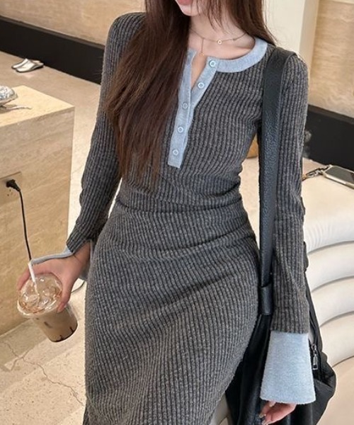 Achic(アシック)の「バイカラー リブニット ロングワンピース(ワンピース・レディース・グレー・M)」の3枚目の写真