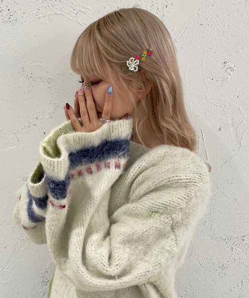 kutir（クティール）の「kutirlune／【2SET】レトロフラワービーズヘアクリップ（ヘアピン・レディース・ライトブルー/ネイビー/グリーン・FREE）」の7枚目の写真