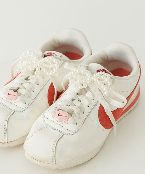 靴ひもに付けるトレンドアイテム]リボンスニーカーチャーム