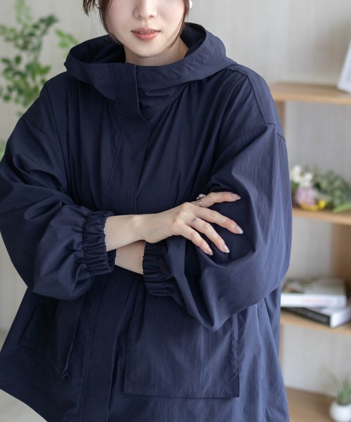 HusHusH(ハッシュアッシュ)の「HusHusH フーデットジャケット(マウンテンパーカー・レディース・ナチュラル/ネイビー・M/L)」の12枚目の写真