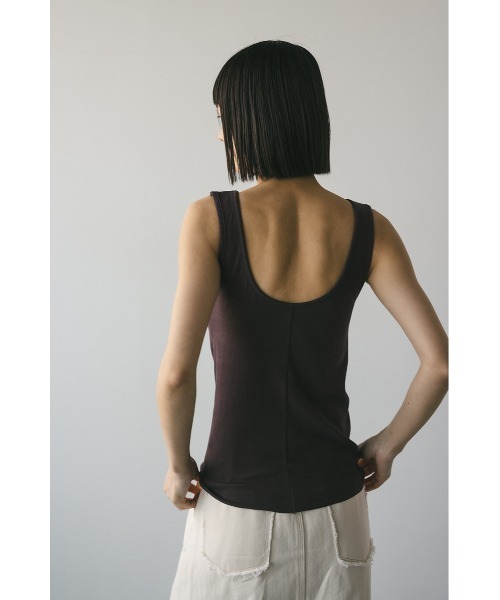 STYLEMIXER（スタイルミキサー）の「カップ付きバックオープンタンク（タンクトップ・レディース・ブラック/ホワイト/ブラウン・SMALL/MEDIUM）」の18枚目の写真