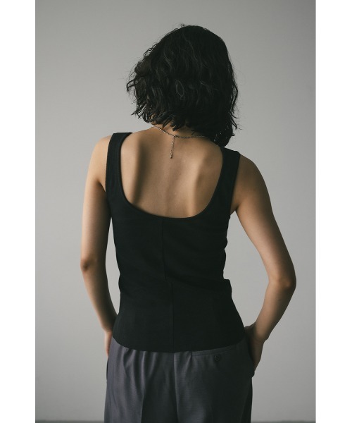 STYLEMIXER（スタイルミキサー）の「カップ付きバックオープンタンク（タンクトップ・レディース・ブラック/ホワイト/ブラウン・SMALL/MEDIUM）」の14枚目の写真