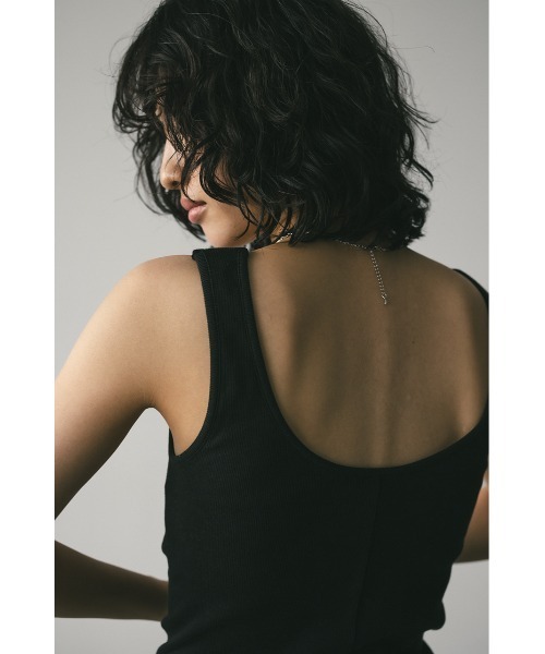 STYLEMIXER（スタイルミキサー）の「カップ付きバックオープンタンク（タンクトップ・レディース・ブラック/ホワイト/ブラウン・SMALL/MEDIUM）」の16枚目の写真