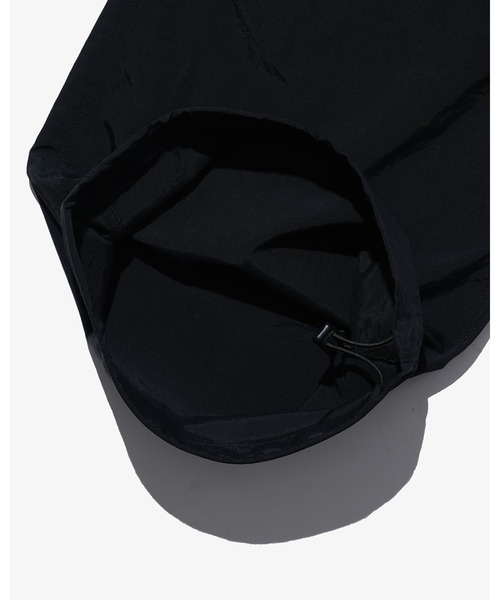 KEBOZ（ケボズ）の「NYLON CARGO PANTS（カーゴパンツ・レディース・ブラック/レンガ・M）」の5枚目の写真