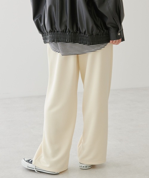 AMERICAN HOLIC(アメリカンホリック)の「ワイドスウェットパンツ(その他パンツ・レディース・ブラック/アイボリー・L/M)」の4枚目の写真
