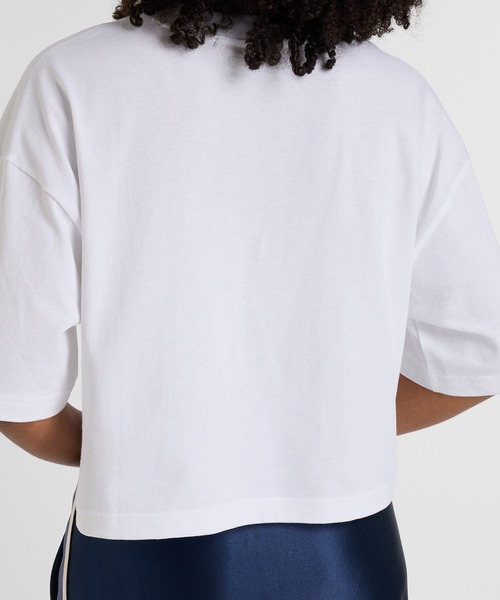 NEW BALANCE（ニューバランス）の「Athletics リニアロゴショートスリーブTシャツ（Tシャツ/カットソー・レディース・ホワイト/グレイッシュベージュ・LARGE/MEDIUM/SMALL）」の9枚目の写真