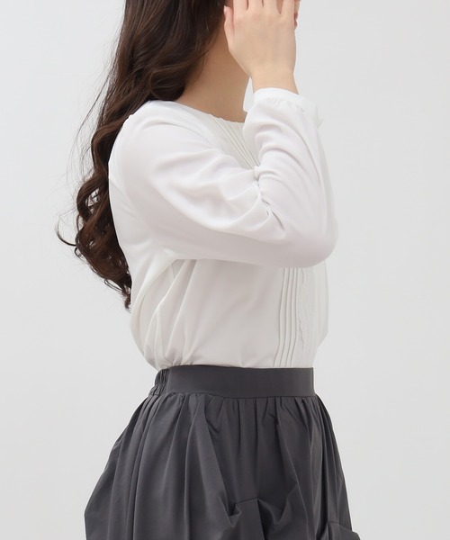 TRUDEA(トルディア)の「センターレースピンタックブラウス(シャツ/ブラウス・レディース・ホワイト/ベージュ・MEDIUM/LARGE)」の11枚目の写真