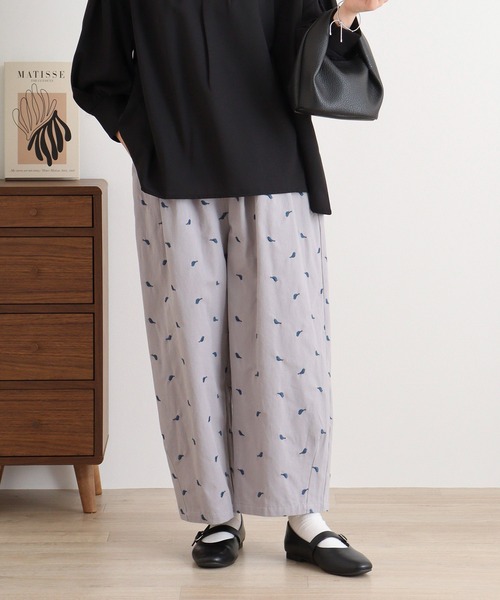 Emago（イマゴ）の「EMAGO 小鳥ドット刺繍バルーンパンツ（その他パンツ・レディース・グレー/ブラック/マスタード・FREE）」の10枚目の写真