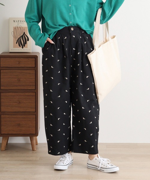 Emago（イマゴ）の「EMAGO 小鳥ドット刺繍バルーンパンツ（その他パンツ・レディース・グレー/ブラック/マスタード・FREE）」の5枚目の写真