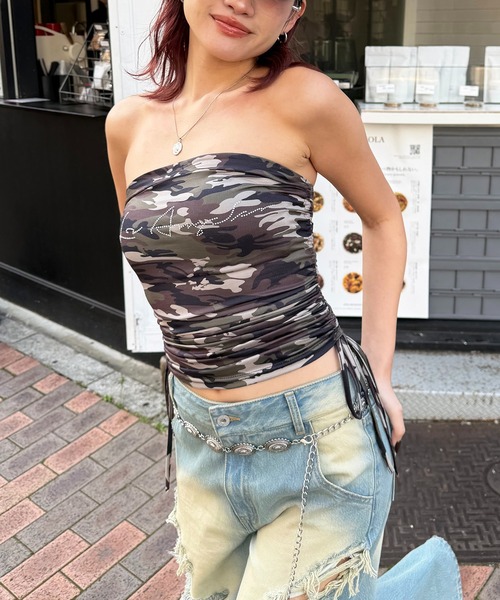 SPIRALGIRL（スパイラルガール）の「カモフラベアトップ（チューブトップ・レディース・ベージュ系/グリーン系・FREE）」の2枚目の写真
