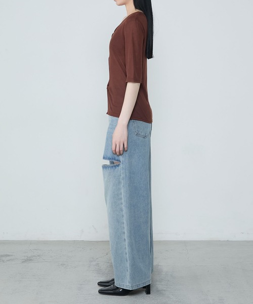 le ELMi(ルエルミ)の「Front twist compact half sleeve tops / フロントツイスト コンパクト ハーフスリーブ トップス(Tシャツ/カットソー・レディース・ブラウン/グレー/ブラック・FREE)」の20枚目の写真
