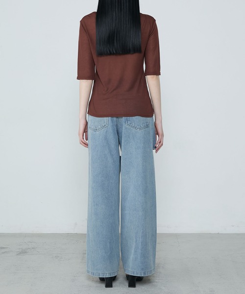 le ELMi(ルエルミ)の「Front twist compact half sleeve tops / フロントツイスト コンパクト ハーフスリーブ トップス(Tシャツ/カットソー・レディース・ブラウン/グレー/ブラック・FREE)」の21枚目の写真