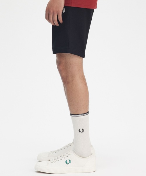 FRED PERRY(フレッドペリー)の「Classic Sweat Shorts/スウェットショートパンツ(スウェットパンツ・メンズ・ブラック/ベージュ/ネイビー・M/L/S)」の9枚目の写真