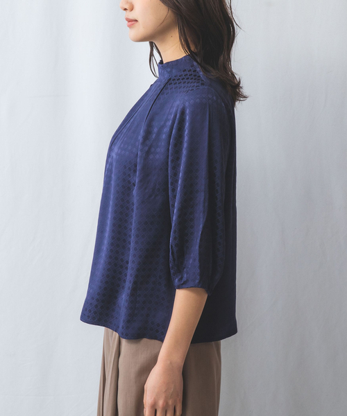 【NARACAMICIE】織り柄サテンタック衿半袖プルオーバー セール】【NARACAMICIE】織り柄サテンタック衿半袖プルオーバー