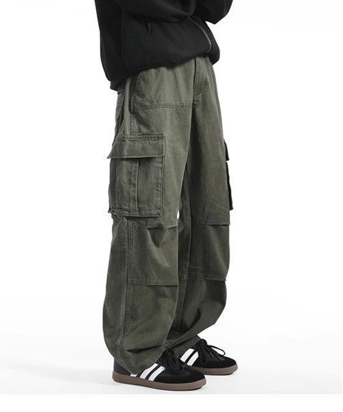 NEW GENTLEMAN（ニュージェントルマン）の「ラングレー ワイドストレート カーゴパンツ（カーゴパンツ・メンズ・ダークグレー/オリーブ・M/S/L）」の4枚目の写真