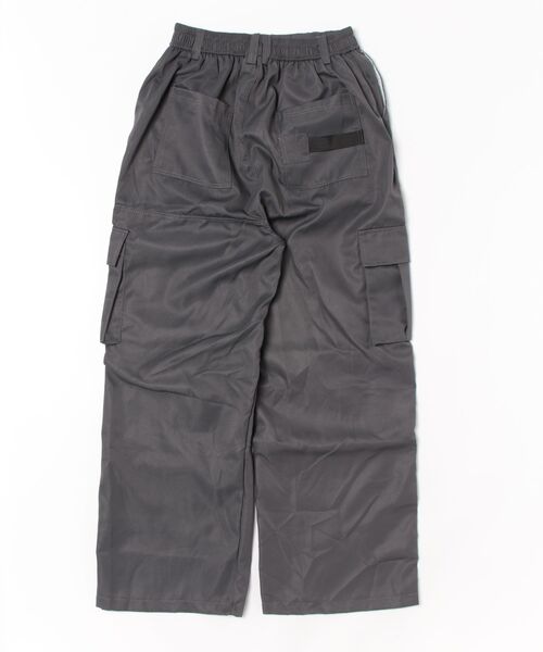 NEW GENTLEMAN（ニュージェントルマン）の「ラングレー ワイドストレート カーゴパンツ（カーゴパンツ・メンズ・ダークグレー/オリーブ・M/S/L）」の16枚目の写真