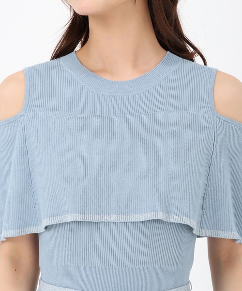 MISCH MASCH(ミッシュマッシュ)の「オフショルラメニットワンピース(ワンピース・レディース・ベージュ/レッド/ブルー・フリ-)」の8枚目の写真