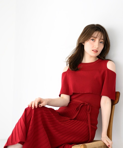 MISCH MASCH(ミッシュマッシュ)の「オフショルラメニットワンピース(ワンピース・レディース・ベージュ/レッド/ブルー・フリ-)」の20枚目の写真