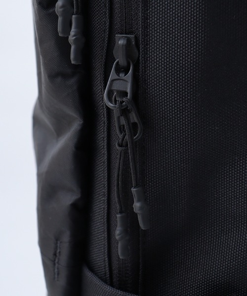WILD THINGS(ワイルドシングス)の「WILD THINGS X-PAC ナイロンバックパック 14L(バックパック/リュック・メンズ・ブラック/オリーブ/ベージュ・FREE)」の11枚目の写真