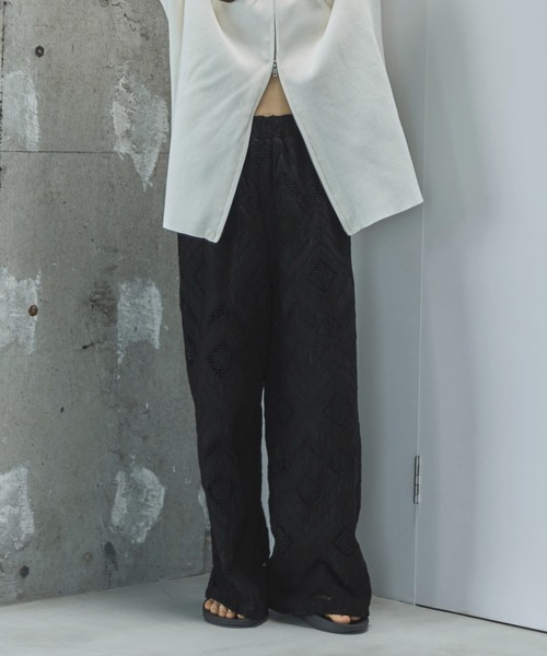 feepur（フェピュール）の「【TALLサイズあり】レースパンツ（その他パンツ・レディース・ブラック/オフホワイト・SMALL/MEDIUM/TALL）」の18枚目の写真