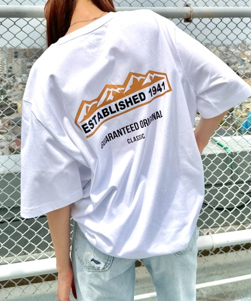 JEEP(ジープ)の「【日本未発売/WEB限定】JEEP(ジープ)/グラフィック バックロゴ ロゴ刺繍 半袖 Tシャツ/M-Logo graphic t-shirt(Tシャツ/カットソー・レディース・ブラック/アイボリー/グリーン/レッド/ホワイト/ライトパープル/ミント/グレー/ブラック系その他/ホワイト系その他・S/M/L/XL)」の4枚目の写真