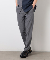 グレー スラックス The rule for looking stylish with grey slacks and sneakers