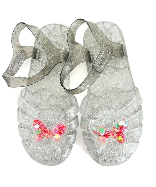 SOROTTO（ソロット）の「マジックテープ 蝶モチーフのラメ入りジェリーサンダル（サンダル・キッズ・ホワイト/ピンク/パープル・31(19-19.5㎝)/32(20-20.5㎝)/33(20.5-21㎝)/34(21-21.5㎝)/29(18-18.5㎝)/30(18.5-19㎝)/35(22cm)）」の21枚目の写真