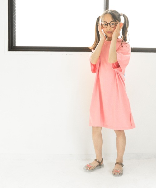 SOROTTO（ソロット）の「マジックテープ 蝶モチーフのラメ入りジェリーサンダル（サンダル・キッズ・ホワイト/ピンク/パープル・31(19-19.5㎝)/32(20-20.5㎝)/33(20.5-21㎝)/34(21-21.5㎝)/29(18-18.5㎝)/30(18.5-19㎝)/35(22cm)）」の13枚目の写真