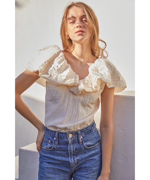 Estella.K(エステラケー)の「Parker Top オフショルケープブラウス(シャツ/ブラウス・レディース・ホワイト/ネイビー/キャメル/レンガ・FREE)」の9枚目の写真