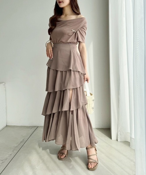 one after another NICE CLAUP（ワンアフターアナザーナイスクラップ）の「スリット入りティアードスカート（スカート・レディース・モカ/サックスブルー/ブラック/ホワイト系その他・FREE）」の7枚目の写真