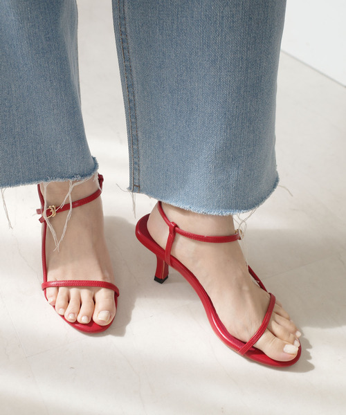 AmiAmi(アミアミ)の「アンクルストラップサンダル/華奢サンダル(サンダル・レディース・シャンパン/ホワイト/レッド/ブラック/シルバー/レオパード/キャメル・3L/L/LL/M/S)」の4枚目の写真