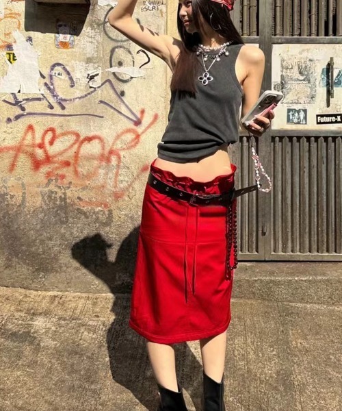 VIVID LADY(ビビッドレディー)の「サテンライク Iラインスカート ウエスト紐(スカート・レディース・ブルー/ブラウン/レッド・SMALL/MEDIUM)」の17枚目の写真