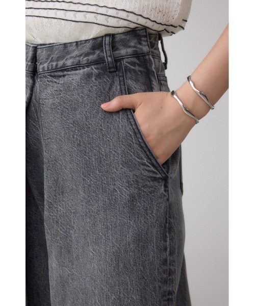 AZUL by moussy（アズールバイマウジー）の「【サイズ,身長別画像あり】AZUL DENIM フロントタックワイドデニム（デニムパンツ・レディース・ブルー/ライトブラック・SMALL/MEDIUM）」の12枚目の写真
