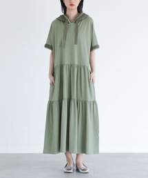 レースフード半袖カットワンピース