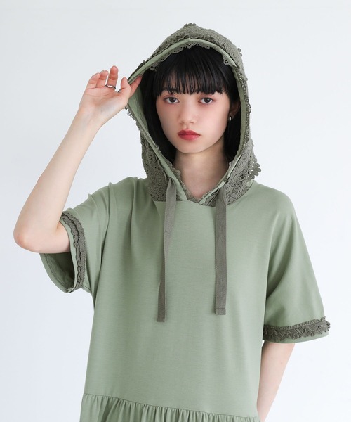 somari imagination(ソマリ イマジネーション)の「レースフード半袖カットワンピース(ワンピース・レディース・ライトグリーン/ブラック・2/1)」の9枚目の写真