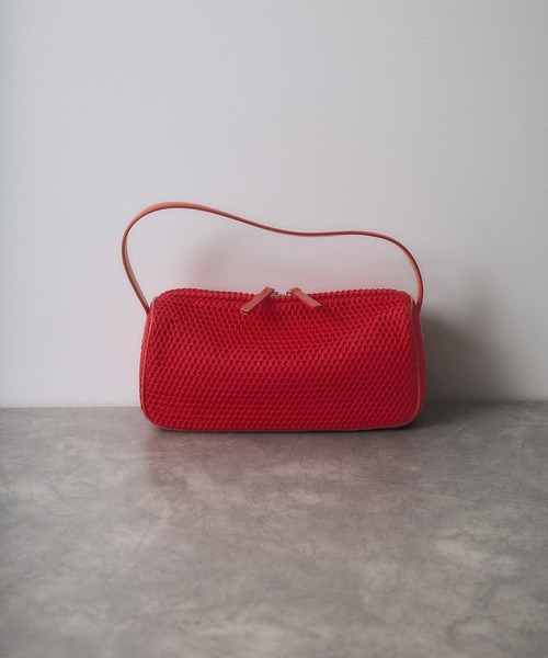 ADAM ET ROPE'(アダムエロペ)の「メッシュワンハンドルミニバッグ(ハンドバッグ・レディース・ブラック/レッド・FREE)」の1枚目の写真