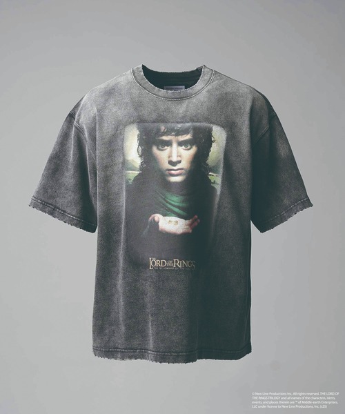 MAISON SPECIAL(メゾンスペシャル)の「《UNISEX》【MOVIE SERIES】「THE LORD OF THE RINGS」Prime-Over Crew Neck T-Shirt/「ロード・オブ・ザ・リング」プライムオーバークルーネックTシャツ【MAISON SPECIAL/メゾンスペシャル】(Tシャツ/カットソー・メンズ・ブラック/ダークブラック・1/2)」の14枚目の写真