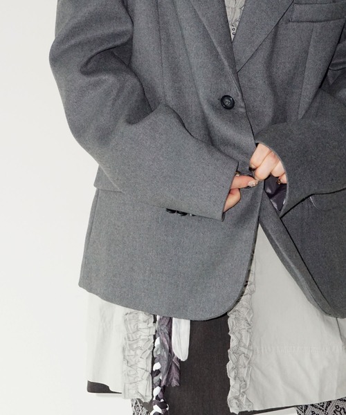 chuclla（チュクラ）の「ワイドショルダー シングルテーラード chw25a020（テーラードジャケット・レディース・ベージュ/グレー・S/M）」の7枚目の写真